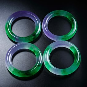 Chinese Qing Dynasty Jade Bracelet