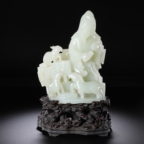Chinese Qing Dynasty Hetian Jade Guanyin