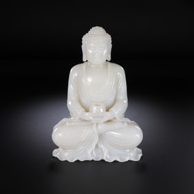 Chinese Hetian Jade Buddha from the Qing Dynasty