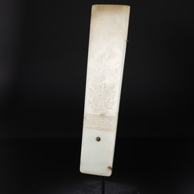 Chinese Qing Dynasty Hetian Jade Ornaments