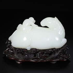 Chinese Qing Dynasty Hetian Jade Horse