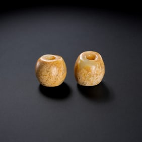 Hetian jade beads before Ming Dynasty