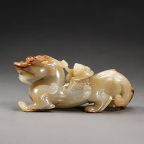 Hetian jade beasts before Ming Dynasty