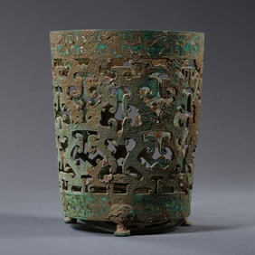 Chinese Han Dynasty bronze tripod inlaid with turquoise