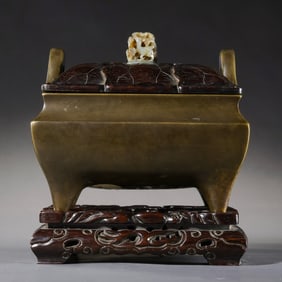 Chinese Ming Dynasty bronze covered furnace