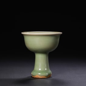 Chinese Southern Song Dynasty Longquan kiln green glaze high-footed cup