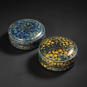 7TH-10TH CENTURY THREE-COLOR COVERED BOX, TANG DYNASTY