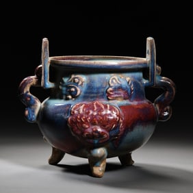 10-12 CENTURIES, NORTHERN SONG DYNASTY JUN WARE SKY BLUE GLAZE HANGING RED DOUBLE-EAR THREE-LEGGED