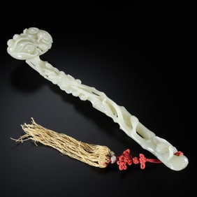 QING DYNASTY HOTAN WHITE JADE QIAO CARVED RUYI DECORATION