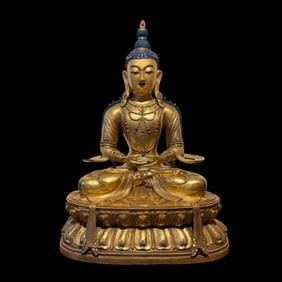 CHINESE QING DYNASTY GILT BRONZE SEATED BUDDHA