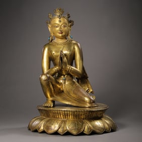 CHINESE QING DYNASTY GILT BRONZE SEATED BUDDHA