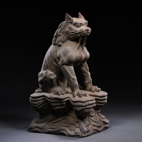CHINESE TANG DYNASTY BLUESTONE SEATED LION