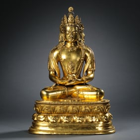 CHINESE QING DYNASTY GILT BRONZE SEATED BUDDHA