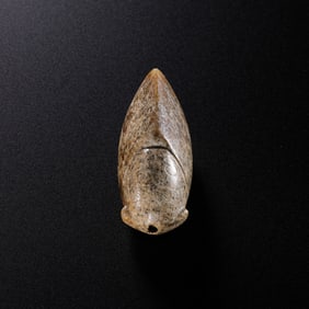 CHINESE HAN DYNASTY JADE CICADA