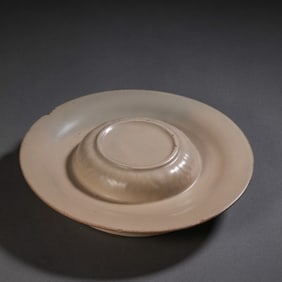 CHINESE TANG DYNASTY YUE KILN GREEN GLAZE CUP HOLDER