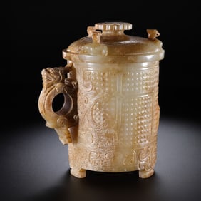 CHINESE HAN DYNASTY JADE CUP WITH DRAGON HANDLE
