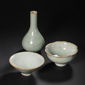 A GROUP OF CHINESE SONG DYNASTY CELADON