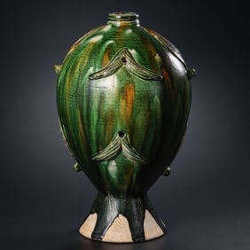 CHINESE TANG DYNASTY TRI-COLOR FISH-SHAPED VASE