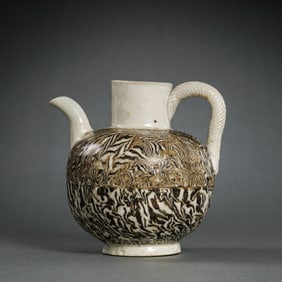 CHINESE TANG DYNASTY BLACK AND WHITE TWISTED POT