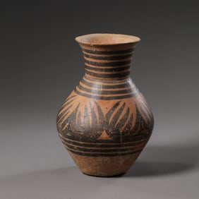 PAINTED POTTERY BOTTLE OF MAJIAYAO CULTURE IN THE NEOLITHIC PERIOD OF CHINA