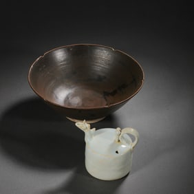 A GROUP OF CHINESE SONG DYNASTY PORCELAIN