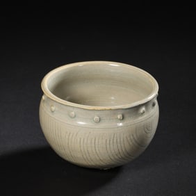 A GROUP OF CHINESE SONG DYNASTY PORCELAIN