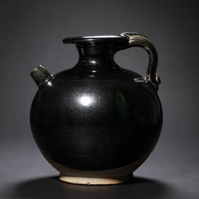 CHINESE TANG DYNASTY BLACK GLAZE EWER