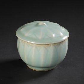 CHINESE SOUTHERN SONG DYNASTY LONGQUAN KILN GREEN GLAZE LIDDED BOWL