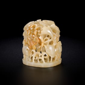 CHINESE LIAO DYNASTY HETIAN JADE HAT TOP