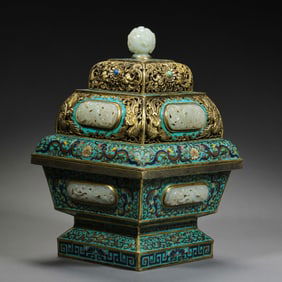 SQUARE-SHAPED CENSER WITH CLOISONNé ENAMEL AND INLAID HETIAN WHITE JADE, QIANLONG PERIOD OF THE