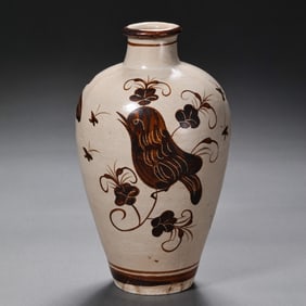 12-13CENTURY, SOUTHERN SONG DYNASTY, JIZHOU KILN FLOWER AND BIRD PATTERN PLUM VASE