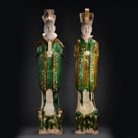 7-10A PAIR OF TANG DYNASTY TRI-COLORED FIGURINES OF CIVIL OFFICIALS