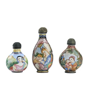A group of Chinese enamel snuff bottles from the Qianlong period of the Qing Dynasty