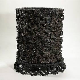 Chinese Qing Dynasty Rosewood Cylinder with Cloud and Dragon Pattern