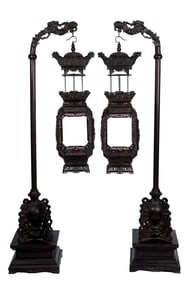 A pair of Chinese Qing dynasty Qianlong period rosewood palace lanterns