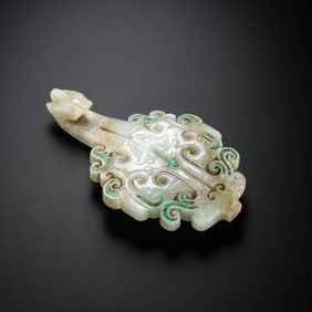 Chinese Han Dynasty white jade inlaid turquoise dragon belt hook