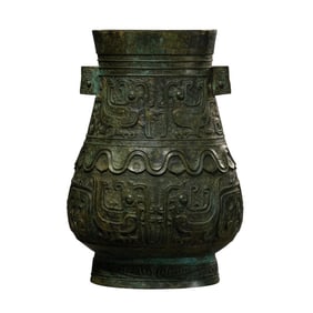 Bronze ware with animal faces from the Shang and Zhou dynasties in China