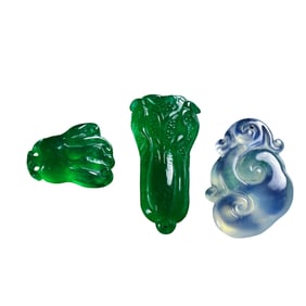 A set of Chinese Qing Dynasty jewellery jade pendants