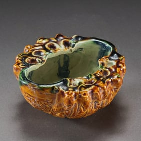 Chinese Tang Dynasty tri-color hand cup