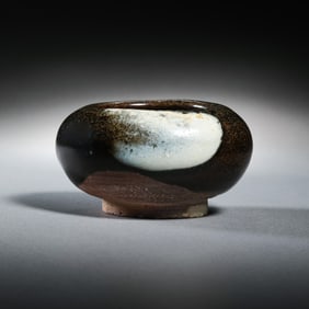 Chinese Tang Dynasty Lushan flower-glazed water pot