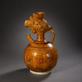 Chinese Tang Dynasty Yellow Glaze Phoenix Head Pot