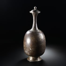 Chinese Tang Dynasty sterling silver long-necked flask
