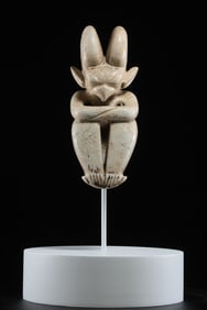Chicken bone and white jade sun god statue of Hongshan culture in China's Neolithic period