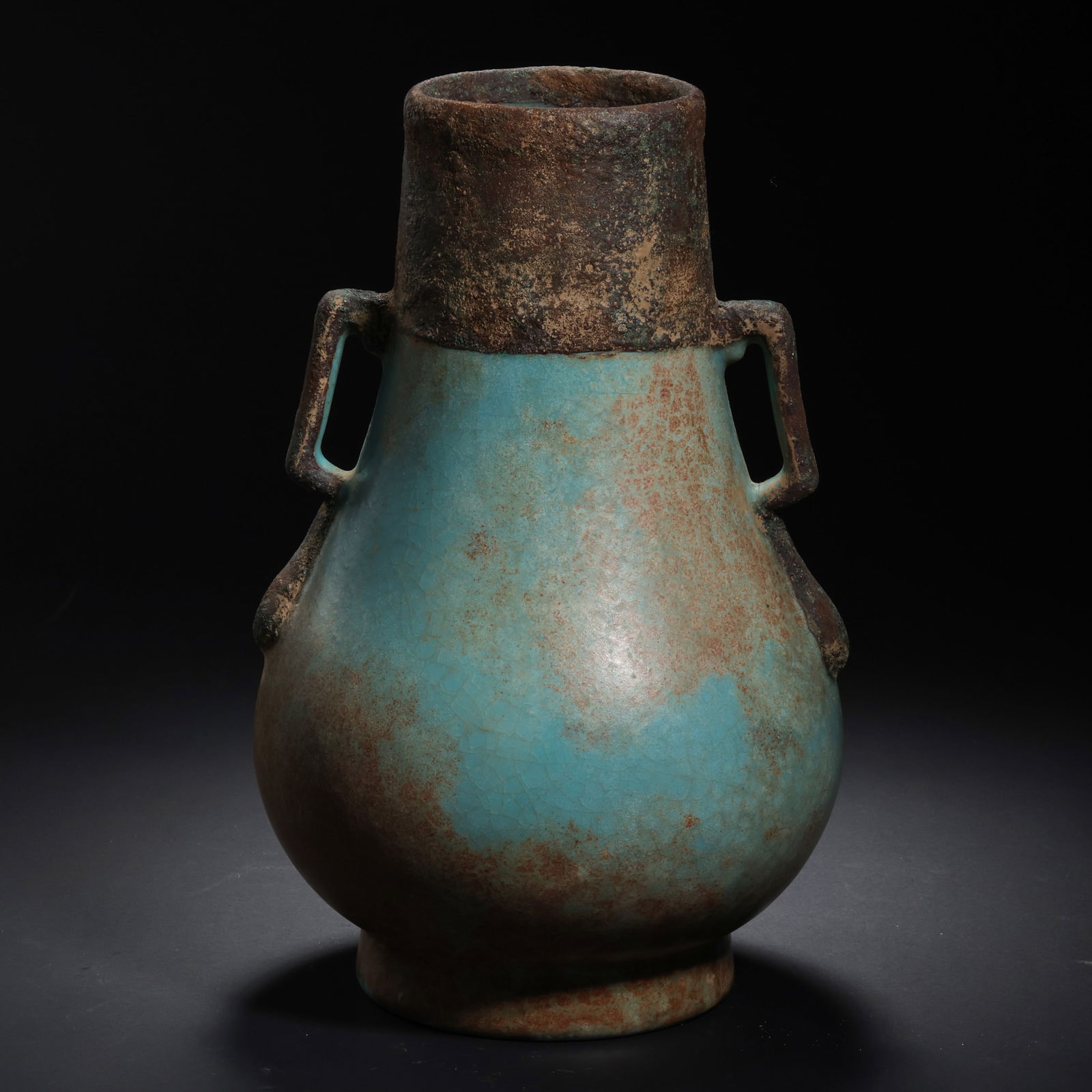 Chinese Song Dynasty Ru kiln celadon copper-mouthed amphora: H . 28 cm .
