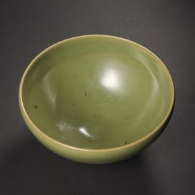 Chinese Song Dynasty Celadon Chicken Heart Bowl