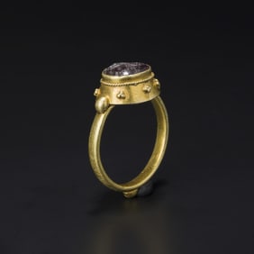 A Roman Garnet Intaglio In Gold Ring .Bust Figurine Engraved 2nd Century AD [Ring Size :9.5, 5gram]