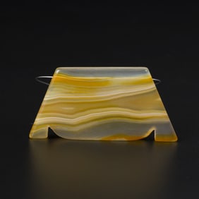 Antique Trapezoidal Shape Banded Agate Pendant [2.8 x 5.6cm, 16gram]