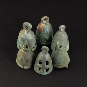 Antique Animal Decorated Patinated Bronze Bells [3.5~4.6 x 2.5~2.8cm, 127gram, 6 pcs]