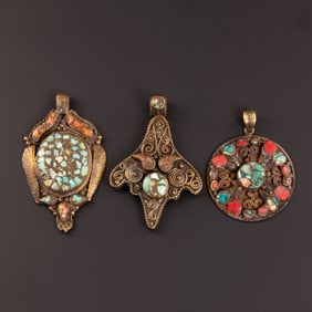 Tibetan Nepalese Ethnic Tribal Jewelry Turquoise Coral Chips Inlay Hand Made Metal Pendants