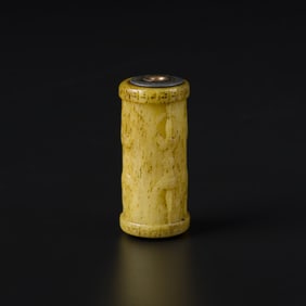 Tibetan Bone MalaAmulet Pendant Engraved With Vajra Motif [2.3 x 5.4cm, 34gram]